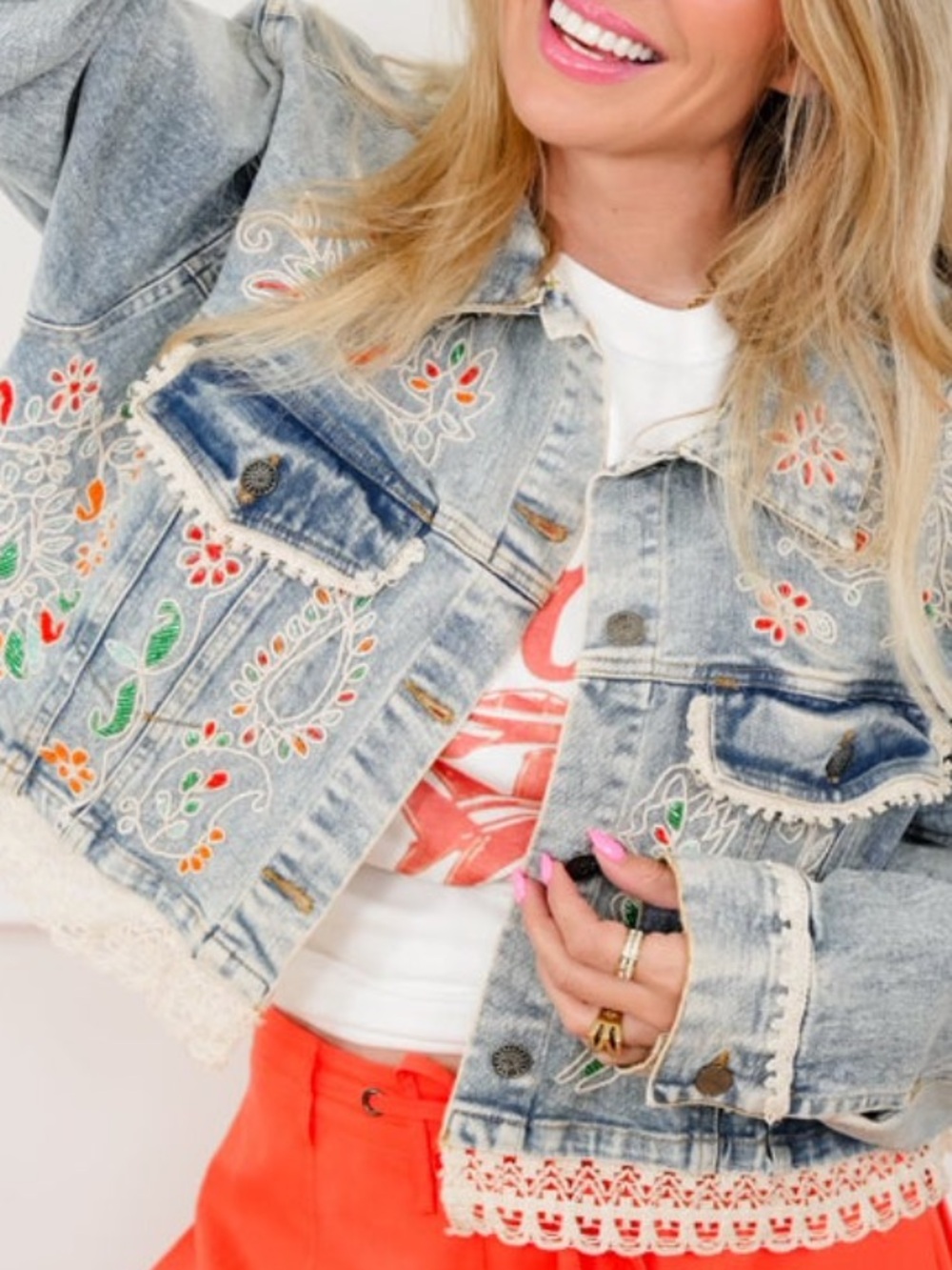 Women's Embroidered Crop Denim Jacket - Light Blue